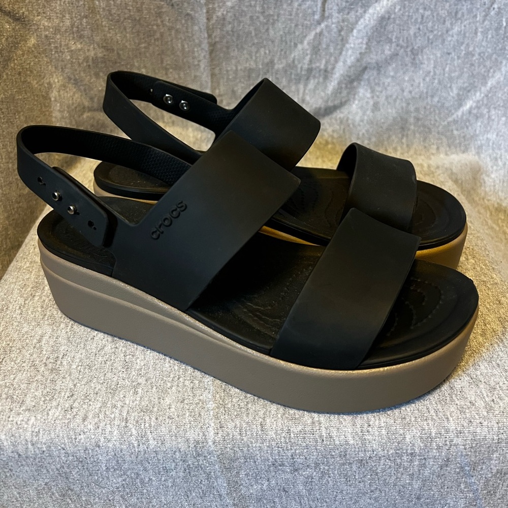 Croc Brooklyn wedges
